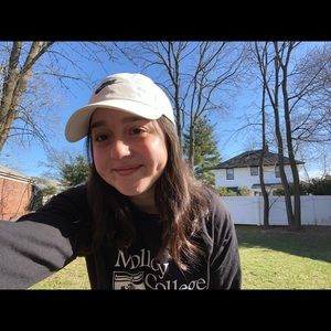 Meet your Posher, Jeanine